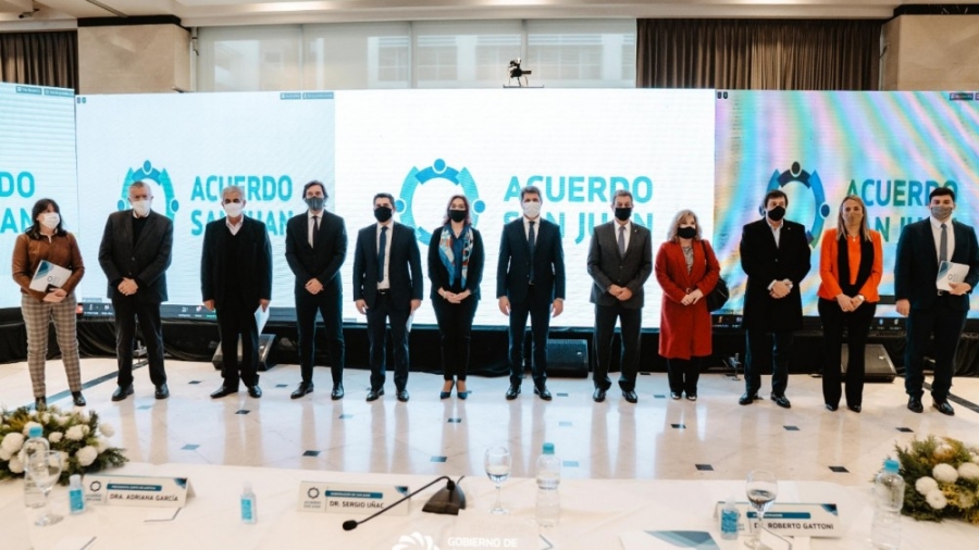 Uñac lanzó el Acuerdo San Juan con una participación histórica de diversos sectores